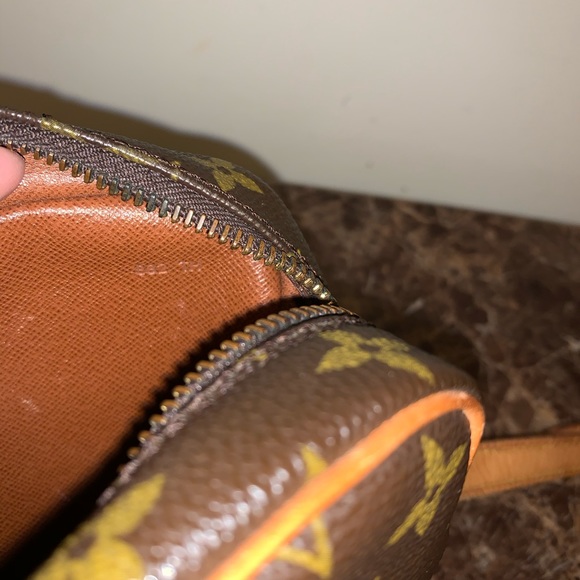 Sold Authentic Louis Vuitton Trocadero 23 - Picture 3 of 8